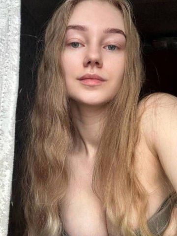 Юна
